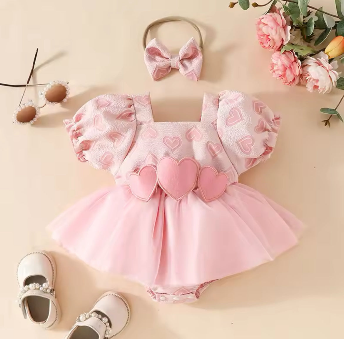 Be my valentine baby grow