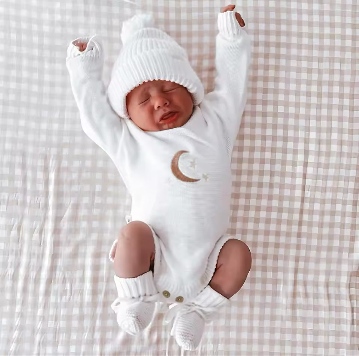 Newborn Baby Romper & Hat