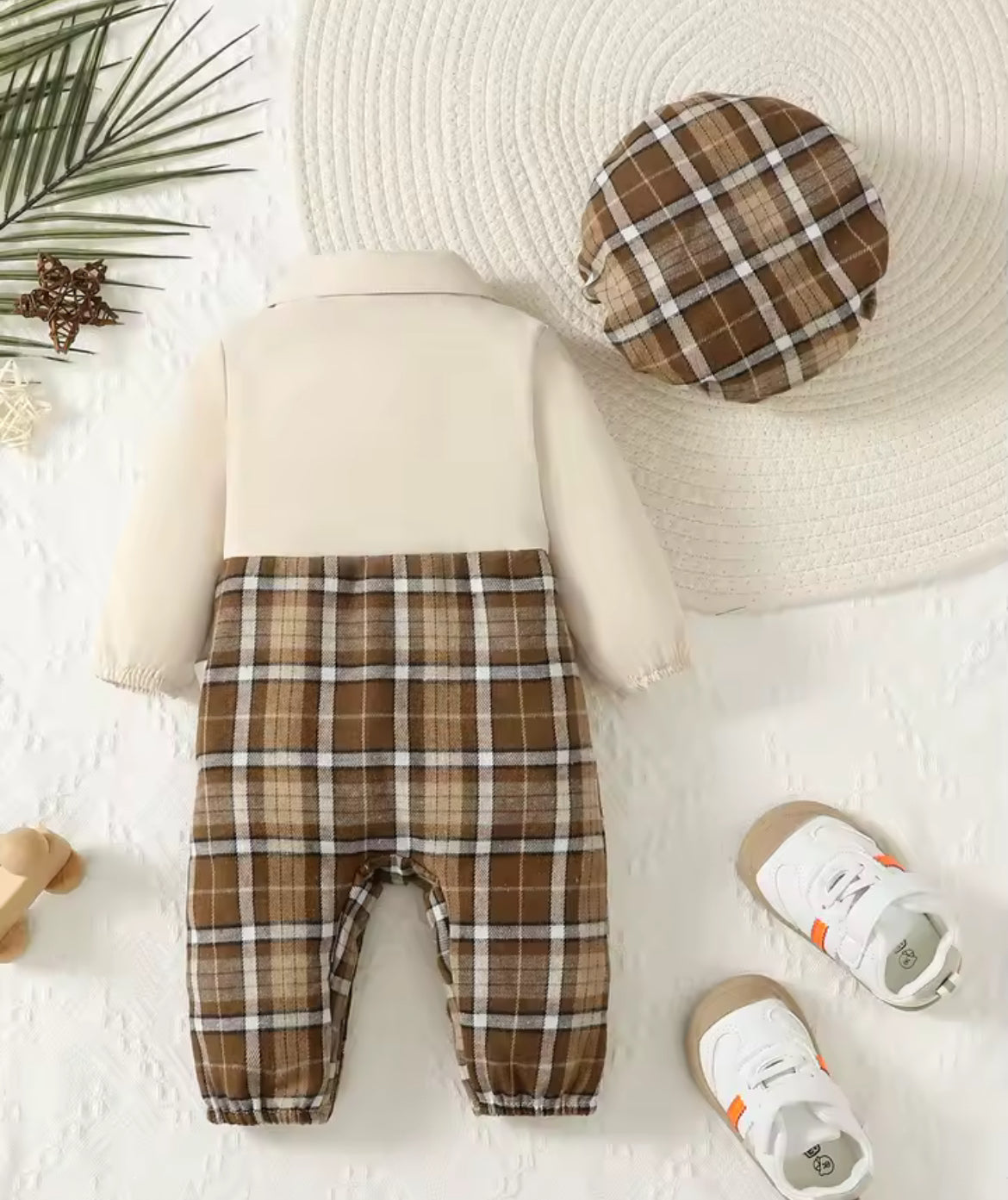 Two-Piece Lapel Suspender Jumpsuit.