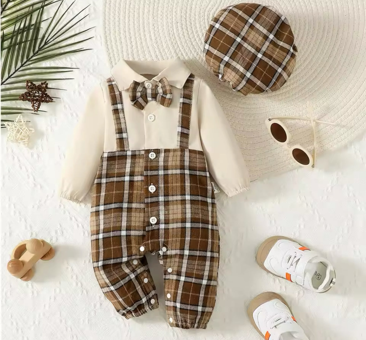 Two-Piece Lapel Suspender Jumpsuit.