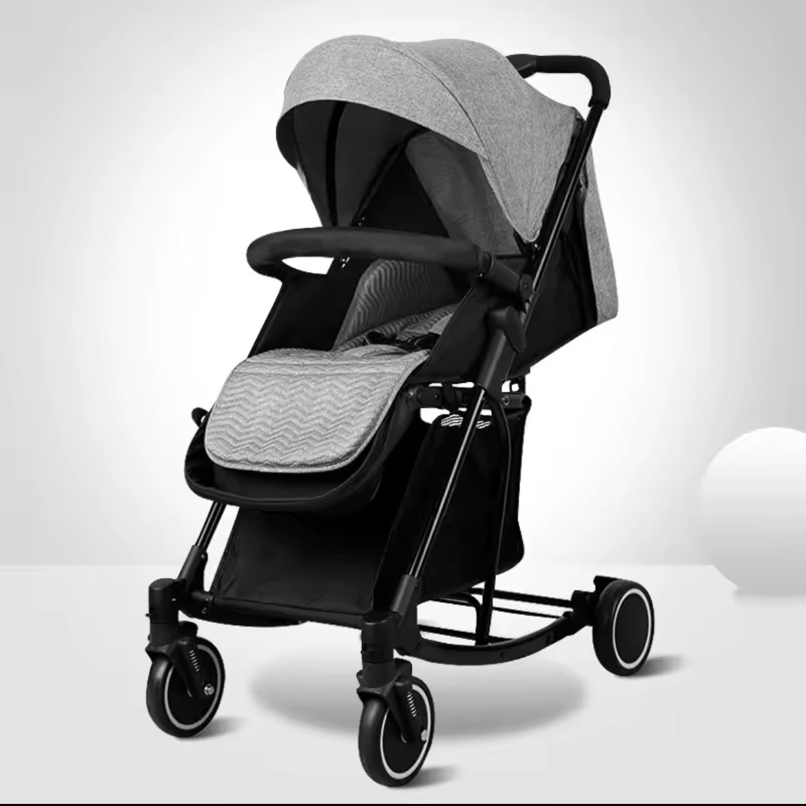 One hand fold Mia lightweight stroller