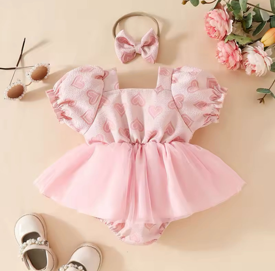 Be my valentine baby grow